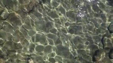 Güney Sardunya Denizi, kristal berrak su ve tekneler