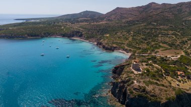  Sardunya Sahili, Akdeniz 'in saf renkleri