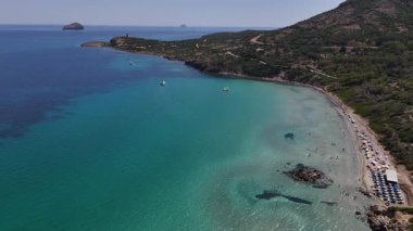  Sardunya Sahili, Akdeniz 'in saf renkleri