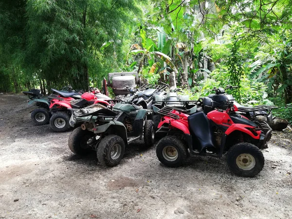 Bali Indonesien Februar 2023 Atv Quad Motorräder Roter Und Schwarzer — Stockfoto