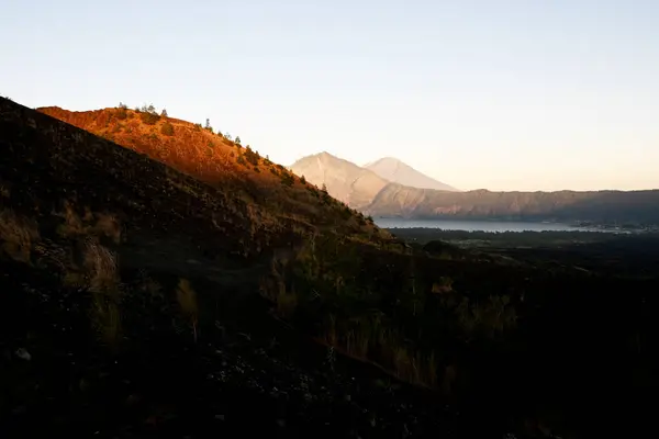 Batur volkanı ve Bali-Endonezya naipliği Bangli çevresi