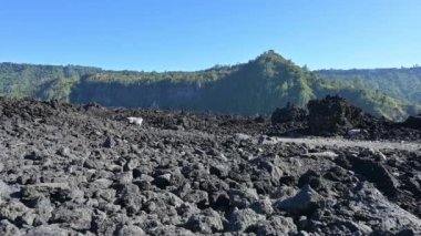 Batur volkanı ve Bali-Endonezya naipliği Bangli çevresi