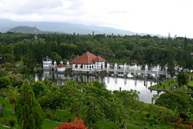 Bali, Endonezya - 30 Mart 2025: Bali 'nin Karangasem naipliğinde 