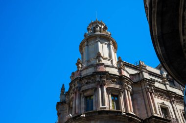 Barcelona, Spain - May 26 2022: Amazing architecture of buildings in the old city. High quality photo
