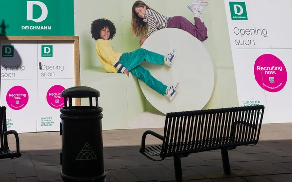 Salisbury Wiltshire England Storbritannien 2023 Centrum Butik Väg Att Öppna — Stockfoto