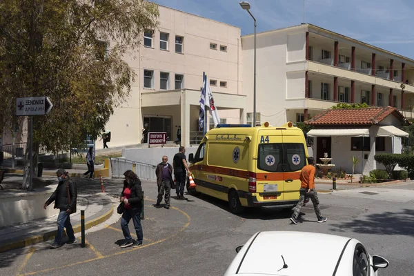 stock image Herakalion, Crete, Greece. 2023. Ambulance arriving at emergency department of Venizelio General Hospital on Knossou Avenue in Herakalion, Crete.