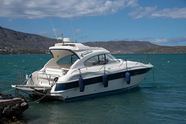 Elounda Creta Grecia 2023 Yacht Motore Sul Golfo Mirabella Elounda — Foto Stock