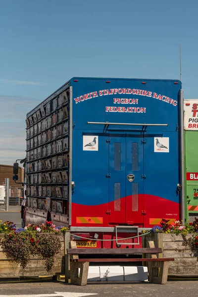 Peter Port Guernsey Kanalöarna Den Juni 2023 Lastbilar För Transport — Stockfoto