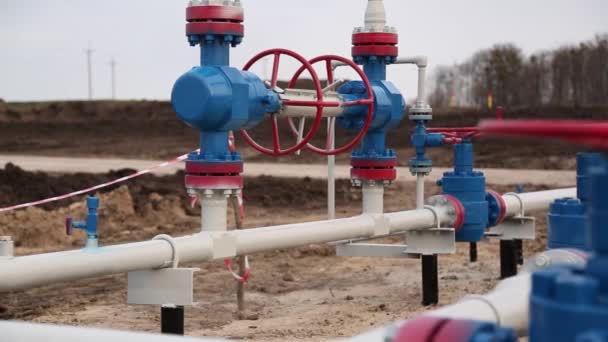 Gaz Petrol Rafinerisi Üretim Tesisinde Gaz Boru Sistemi Dağıtım Boruları — Stok video