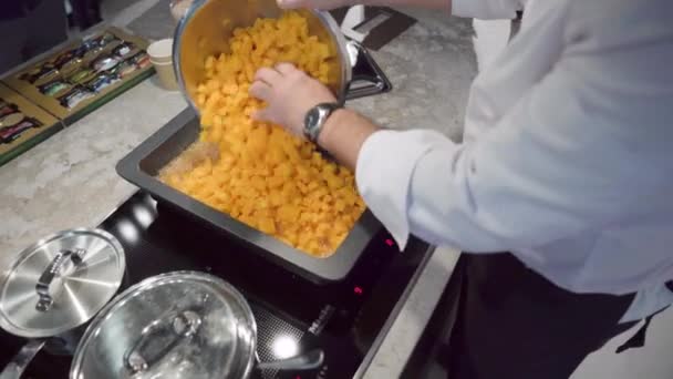 Chef Professional Kitchen Melts Cubes Hard Cheese Saucepan — Vídeo de Stock