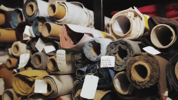 Rolls Fabric Textiles Sale Stacked Shelves Shop Warehouse Various Fabric — ストック動画