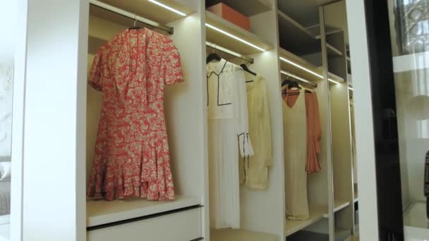 Dressing Room Shelves Summer Dresses Hanging Shelves Led Lighting Illuminate — Stock Video
