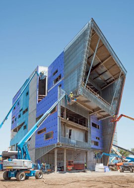 Dayton, Ohio, ABD - 9 Mayıs 2023: Düşük gelirli çocuklar için 50 milyon dolarlık özel okul, Connor Group tarafından finanse edilen Deeds Point Metro Parkı 'nda devam ediyor..