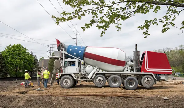 Dayton Ohio April 2024 Construction Crew Wait While Concrete Truck Royalty Free Stock Photos