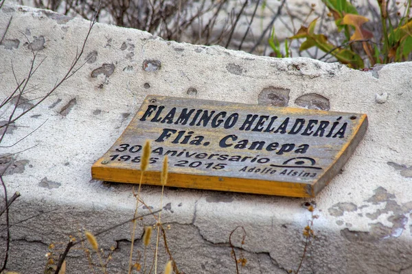 Flamingo Heladeria Cafe Nameplate Stone — Stock Photo, Image