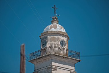 Şehirdeki eski kilise. 