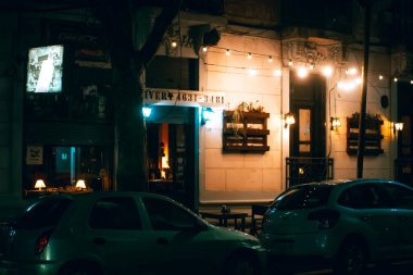 Şehrin gece manzarası 