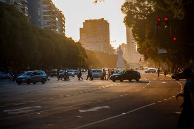 Şehrin sokak manzarası 