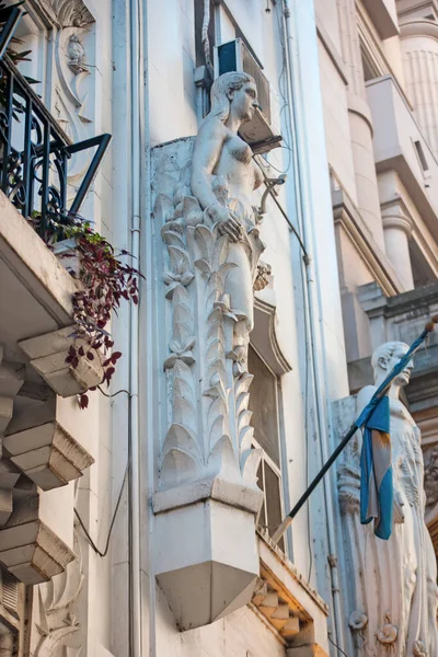 Fassadenansicht Des Historischen Gebäudes Der Innenstadt — Stockfoto