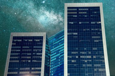 Rio de Janeiro 'daki modern ofis binaları, gündüz görüşü.