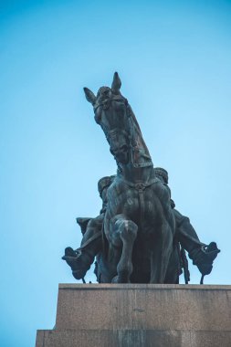 Peter 'ın anıtı ve büyük.