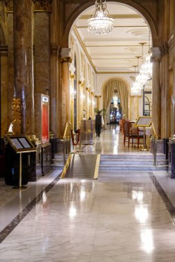 Paris, Fransa 'daki Büyük Saray' ın içinde.