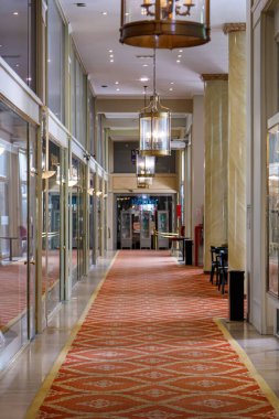 Modern otelin içinde.