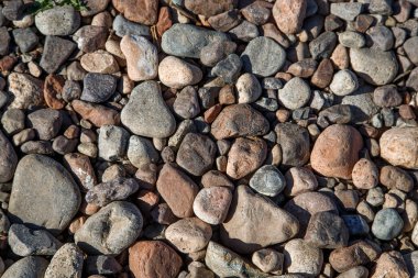 Arkaplan olarak taş duvar