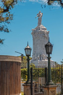 İspanya 'nın Barselona' daki ulusal parkının kralının anıtı İspanya 'nın anıtı.