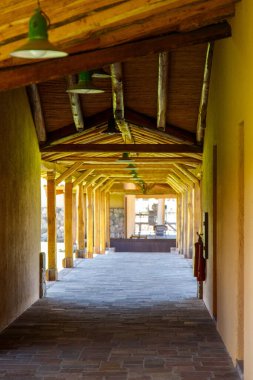 Modern otel binasının içi.