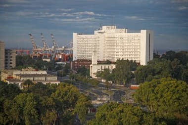 BUENOS AIRES, ARJANTINA - 18 Nisan 2023: Limanın görünümü