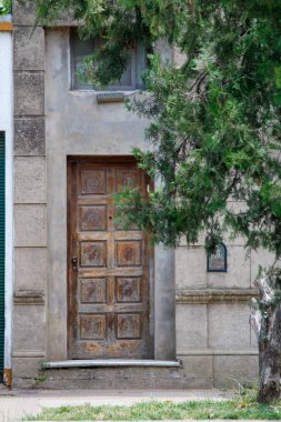 view of the historical building in the city