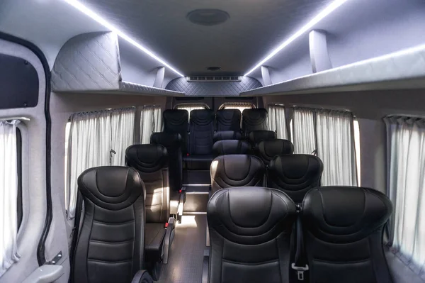 Autobus Podróży Lub Długiego Przewozu Komfort Bezpieczeństwo Pasażerów Drodze Indywidualny Zdjęcie Stockowe