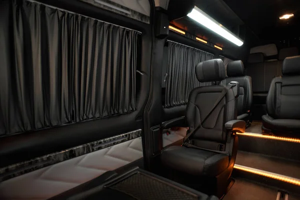 Wygodne Wnętrze Autobusu Pasażerskiego Miękkimi Siedzeniami Projekt Wykonany Jest Zamówienie Obrazy Stockowe bez tantiem