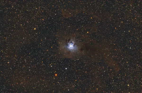 NGC7023 Iris Nebulası. Astrofotoğrafçı tarafından yapılmış gerçek bir resim..
