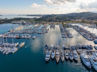 Yunanistan 'ın Korfu kentinde Gouvia Marina.