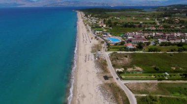 Yunanistan 'ın Korfu adasındaki Almiros plajının muhteşem manzarası