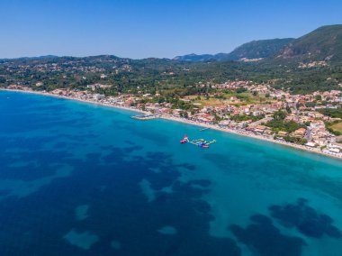 İHA görüntüsü Ipsos Körfezi Korfu İyon Adaları Yunanistan, Avrupa