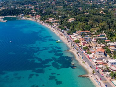 İHA görüntüsü Ipsos Körfezi Korfu İyon Adaları Yunanistan, Avrupa