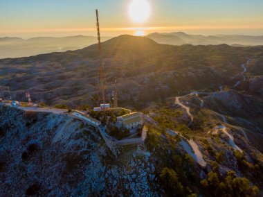 Yunanistan 'ın Korfu kentindeki Pantokrator Dağı' nın Panoramik Manzarası