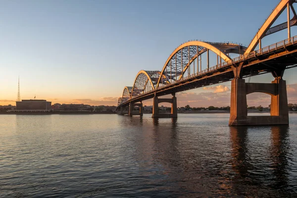 Amanecer Puente Centenario Isla Roca Illinois — Foto de Stock