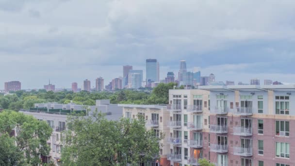 Minneapolis Cityscape Felhős Nyár Belvárosban — Stock videók