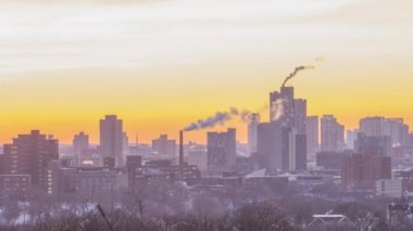 Minneapolis Binalarının Katmanlarının Yakın Çekimi Kış Günbatımı 4K UHD Zaman Çizelgesi