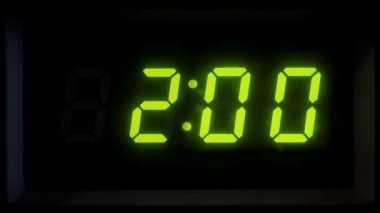 Sonsuz Döngü 4K Zaman Çizelgesinde Yeşil Dijital Saat
