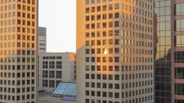Közepes Feszes Lövés Belvárosban Paul Felhőkarcolók Változó Sunset Shadows Uhd — Stock videók