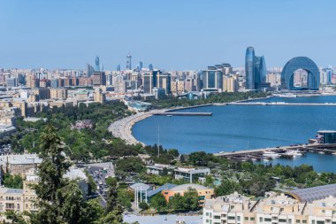 Bakü 'nün şehir manzarası. Tatil ve seyahat konsepti.