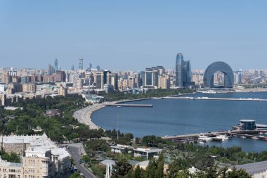 Bakü 'nün şehir manzarası. Tatil ve seyahat konsepti.