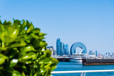 Bakü Bulvarı. Seyahat ve tatil konsepti.