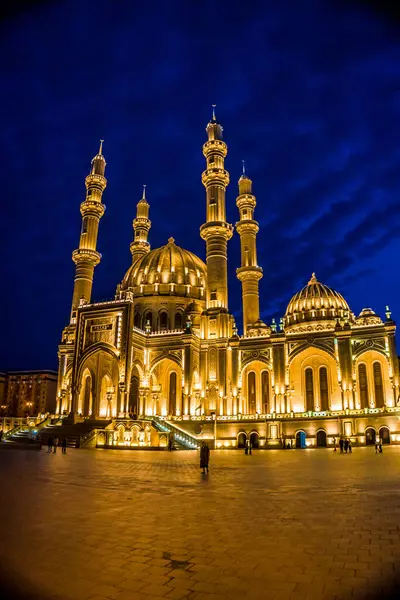 Haydar Camii, Bakü, Azerbaycan.