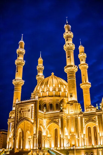 Haydar Camii, Bakü, Azerbaycan.